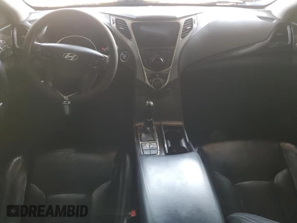 ✅ 2013 Hyundai Azera • VIN: KMHFH4JG1DA255726 • Лот: 68920435. Опубликован ранее на Copart с пробегом 172 192 миль. Бесплатный доступ к архиву аукционных продаж из США и подробный отчёт об истории автомобиля на DreamBid. Изображение 8.