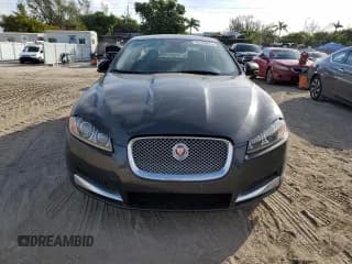 ✅ 2015 Jaguar XF Portfolio • VIN: SAJWA0F79F8U58465 • Лот: 39165824. Опубликован ранее на Copart с пробегом 75 192 миль. Бесплатный доступ к архиву аукционных продаж из США и подробный отчёт об истории автомобиля на DreamBid. Изображение 5.