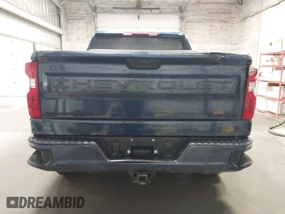 ✅ 2023 Chevrolet Silverado 1500 Custom • VIN: 1GCPABEK0PZ155669 • Lot: 42191863. Wystawiony na IAAI z przebiegiem 53 363 mil. Bezpłatny archiwum sprzedaży aukcyjnych z USA i szczegółowy raport historii pojazdu na DreamBid. Zdjęcie 17.