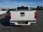 ✅ 2020 Chevrolet Colorado 2WD LT • VIN: 1GCHSCEA3L1214012 • Lot: 92412255. Wystawiony na Copart z przebiegiem 85 035 mil. Bezpłatny archiwum sprzedaży aukcyjnych z USA i szczegółowy raport historii pojazdu na DreamBid. Zdjęcie 6.