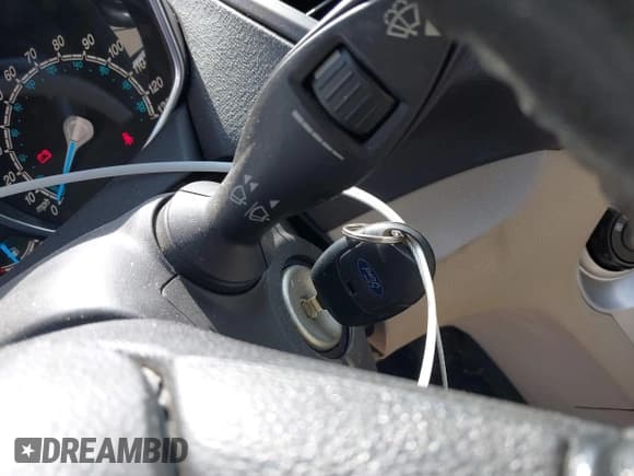 ✅ 2014 Ford Fiesta SE • VIN: 3FADP4EJ2EM103016 • Lot: 42532508. Wystawiony na IAAI z przebiegiem 92 848 mil. Bezpłatny archiwum sprzedaży aukcyjnych z USA i szczegółowy raport historii pojazdu na DreamBid. Zdjęcie 11.