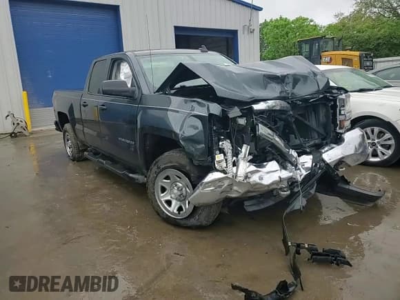 ✅ 2018 Chevrolet Silverado 1500 Work Truck • VIN: 1GCVKNEH5JZ207735 • Lot: 56218585. Wystawiony na Copart z przebiegiem Nie podano. Bezpłatny archiwum sprzedaży aukcyjnych z USA i szczegółowy raport historii pojazdu na DreamBid. Zdjęcie 13.