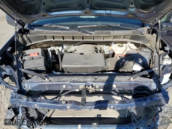 ✅ 2019 Chevrolet Silverado 1500 Custom • VIN: 3GCUYBEFXKG700027 • Lot: 69977734. Wystawiony na Copart z przebiegiem 79 626 mil. Bezpłatny archiwum sprzedaży aukcyjnych z USA i szczegółowy raport historii pojazdu na DreamBid. Zdjęcie 11.