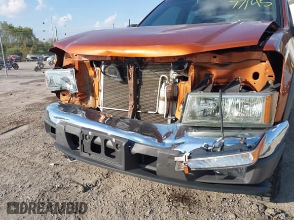 ✅ 2006 Chevrolet Colorado 1LT • VIN: 1GCDT136168329847 • Lot: 43377145. Wystawiony na IAAI z przebiegiem 160 121 mil. Bezpłatny archiwum sprzedaży aukcyjnych z USA i szczegółowy raport historii pojazdu na DreamBid. Zdjęcie 6.