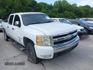 ✅ 2007 Chevrolet Silverado 1500 1LT • VIN: 2GCEK13M571545615 • Lot: 42741966. Listed on IAAI with 237,886 mi. Free auction sales archive from the USA and detailed vehicle history report at DreamBid. Image 1.