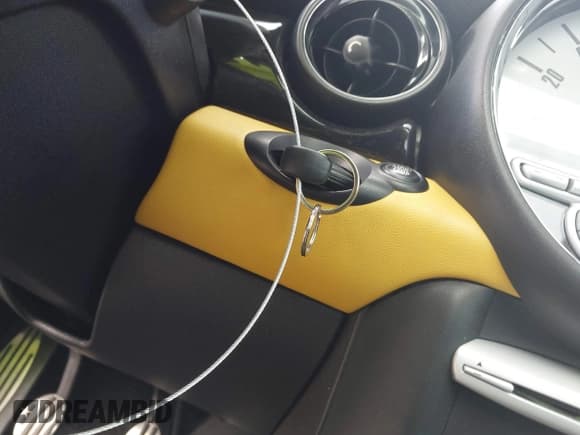 ✅ 2009 MINI Hardtop S • VIN: WMWMF73579TT95190 • Лот: 42947390. Опубликован ранее на IAAI с пробегом 113 217 миль. Бесплатный доступ к архиву аукционных продаж из США и подробный отчёт об истории автомобиля на DreamBid. Изображение 11.