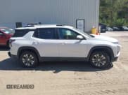 ✅ 2025 Chevrolet Equinox AWD LT • VIN: 3GNAXPEG0SL153490 • Lot: 42237599. Wystawiony na IAAI z przebiegiem 7 930 mil. Bezpłatny archiwum sprzedaży aukcyjnych z USA i szczegółowy raport historii pojazdu na DreamBid. Zdjęcie 14.