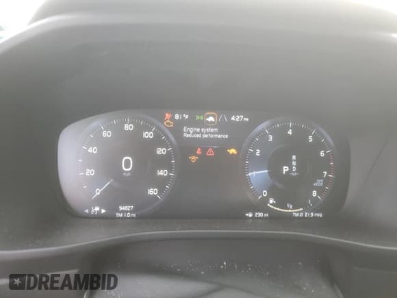 ✅ 2020 Volvo XC40 Inscription • VIN: YV4162UL6L2251632 • Lot: 81055665. Wystawiony na Copart z przebiegiem 94 827 mil. Bezpłatny archiwum sprzedaży aukcyjnych z USA i szczegółowy raport historii pojazdu na DreamBid. Zdjęcie 9.