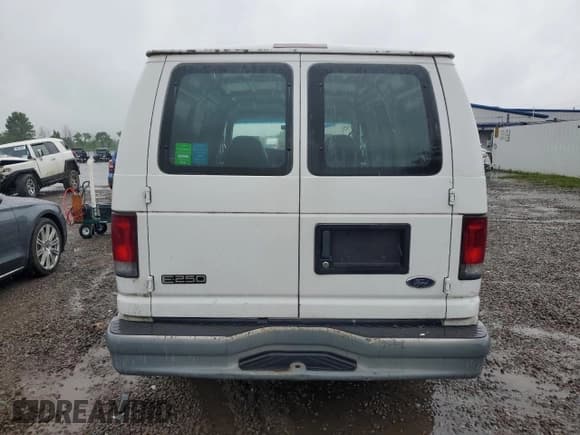 ✅ 2002 Ford Econoline Cargo • VIN: 1FTNE24LX2HB77733 • Lot: 59938165. Wystawiony na Copart z przebiegiem 104 812 mil. Bezpłatny archiwum sprzedaży aukcyjnych z USA i szczegółowy raport historii pojazdu na DreamBid. Zdjęcie 6.