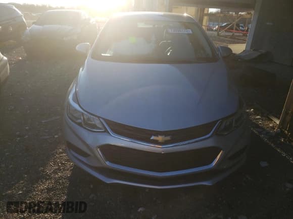 ✅ 2016 Chevrolet Cruze LS • VIN: 1G1BB5SM4G7281391 • Lot: 73090172. Listed on Copart with 75,618 mi. Free auction sales archive from the USA and detailed vehicle history report at DreamBid. Image 5.