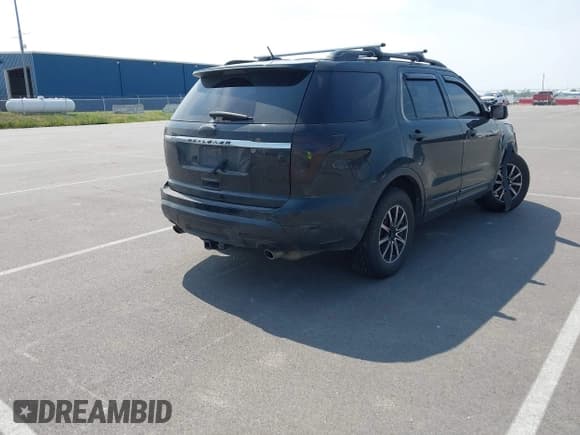 ✅ 2013 Ford Explorer • VIN: 1FM5K7B85DGC05785 • Lot: 42489318. Wystawiony na IAAI z przebiegiem 312 117 mil. Bezpłatny archiwum sprzedaży aukcyjnych z USA i szczegółowy raport historii pojazdu na DreamBid. Zdjęcie 4.