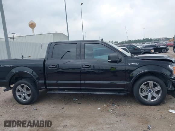 ✅ 2019 Ford F-150 XL • VIN: 1FTEW1C53KKF14644 • Lot: 42276906. Wystawiony na IAAI z przebiegiem 47 785 mil. Bezpłatny archiwum sprzedaży aukcyjnych z USA i szczegółowy raport historii pojazdu na DreamBid. Zdjęcie 13.