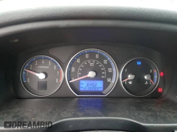 2007 Hyundai Santa Fe GLS z VIN 5NMSG13D37H110236, wystawiony jako Copart lot #73464354 z przebiegiem 219 999 mil mil oraz Szkoda całkowita • Salvage title. Historia ofert i sprzedaży dostępna na DreamBid. Obrazek 9.