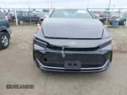 ✅ 2024 Toyota Crown XLE • VIN: JTDAAAAF5R3029757 • Lot: 41773356. Wystawiony na IAAI z przebiegiem 13 510 mil. Bezpłatny archiwum sprzedaży aukcyjnych z USA i szczegółowy raport historii pojazdu na DreamBid. Zdjęcie 6.