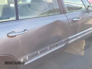 ✅ 1996 Buick Park Avenue Ultra • VIN: 1G4CU5215TH600776 • Lot: 43646358. Wystawiony na IAAI z przebiegiem 182 227 mil. Bezpłatny archiwum sprzedaży aukcyjnych z USA i szczegółowy raport historii pojazdu na DreamBid. Zdjęcie 6.