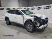 ✅ 2024 Hyundai Tucson Blue • VIN: KM8JBCD16RU197695 • Лот: 59266544. Опубликован ранее на Copart с пробегом 6 423 миль. Бесплатный доступ к архиву аукционных продаж из США и подробный отчёт об истории автомобиля на DreamBid. Изображение 4.