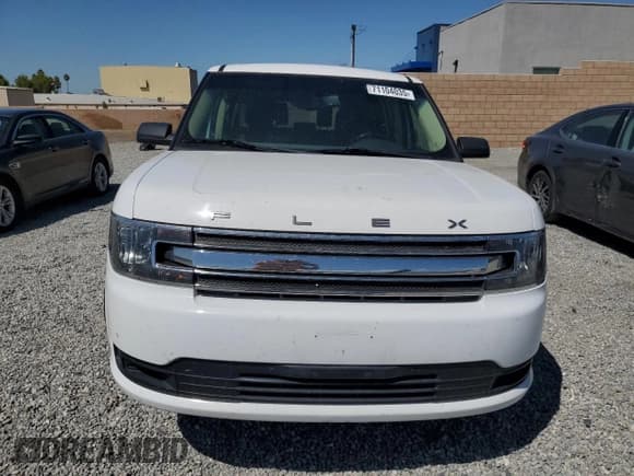 ✅ 2018 Ford Flex SE • VIN: 2FMGK5B87JBA04244 • Lot: 71104035. Wystawiony na Copart z przebiegiem 63 063 mil. Bezpłatny archiwum sprzedaży aukcyjnych z USA i szczegółowy raport historii pojazdu na DreamBid. Zdjęcie 5.