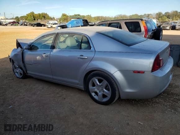✅ 2010 Chevrolet Malibu 1FL • VIN: 1G1ZA5EB2AF106968 • Lot: 80462834. Listed on Copart with 211,896 mi. Free auction sales archive from the USA and detailed vehicle history report at DreamBid. Image 2.