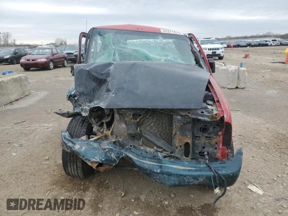 ✅ 2003 Chevrolet S-10 LS • VIN: 1GCCS19X538181521 • Лот: 51271475. Опубликован ранее на Copart с пробегом Не указан. Бесплатный доступ к архиву аукционных продаж из США и подробный отчёт об истории автомобиля на DreamBid. Изображение 5.