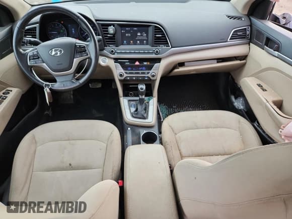 ✅ 2017 Hyundai Elantra Value Edition • VIN: 5NPD84LF8HH160515 • Лот: 86749525. Опубликован ранее на Copart с пробегом 99 971 миль. Бесплатный доступ к архиву аукционных продаж из США и подробный отчёт об истории автомобиля на DreamBid. Изображение 8.