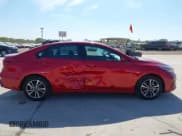 ✅ 2024 Kia Forte LXS • VIN: 3KPF24AD9RE768884 • Lot: 43324097. Wystawiony na IAAI z przebiegiem 15 257 mil. Bezpłatny archiwum sprzedaży aukcyjnych z USA i szczegółowy raport historii pojazdu na DreamBid. Zdjęcie 14.