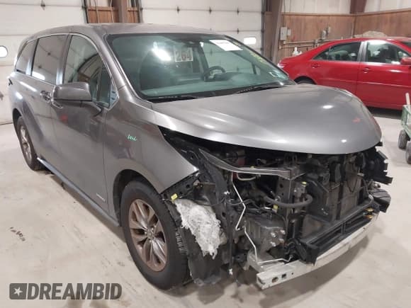 ✅ 2021 Toyota Sienna LE • VIN: 5TDKSKFC0MS009588 • Лот: 43467809. Опубликован ранее на IAAI с пробегом 114 438 миль. Бесплатный доступ к архиву аукционных продаж из США и подробный отчёт об истории автомобиля на DreamBid. Изображение 18.