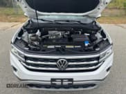 ✅ 2022 Volkswagen Atlas SE • VIN: 1V2LP2CA7NC539146 • Lot: 88097075. Listed on Copart with 155,305 mi. Free auction sales archive from the USA and detailed vehicle history report at DreamBid. Image 7.