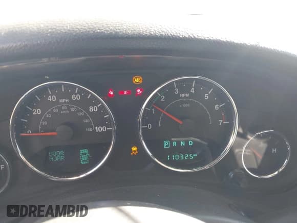 ✅ 2016 Jeep Wrangler Unlimited Sport • VIN: 1C4BJWDG5GL199068 • Lot: 43518427. Listed on IAAI with 110,325 mi. Free auction sales archive from the USA and detailed vehicle history report at DreamBid. Image 7.