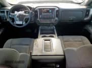 ✅ 2018 Chevrolet Silverado 1500 LT • VIN: 3GCPCREC0JG540636 • Lot: 92721245. Wystawiony na Copart z przebiegiem 164 314 mil. Bezpłatny archiwum sprzedaży aukcyjnych z USA i szczegółowy raport historii pojazdu na DreamBid. Zdjęcie 8.