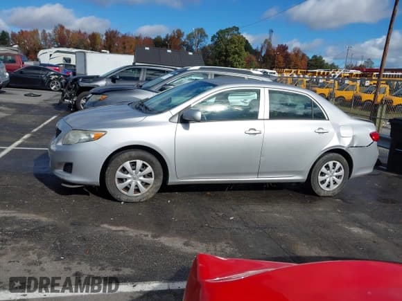 ✅ 2010 Toyota Corolla • VIN: 2T1BU4EE8AC533679 • Lot: 43575720. Wystawiony na IAAI z przebiegiem 161 934 mil. Bezpłatny archiwum sprzedaży aukcyjnych z USA i szczegółowy raport historii pojazdu na DreamBid. Zdjęcie 14.