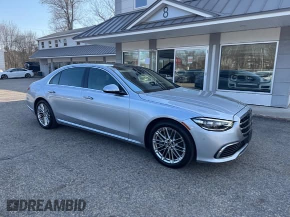 ✅ 2022 Mercedes-Benz S 580 • VIN: W1K6G7GB5NA078108 • Лот: 55155915. Опубликован ранее на Copart с пробегом 63 591 миль. Бесплатный доступ к архиву аукционных продаж из США и подробный отчёт об истории автомобиля на DreamBid. Изображение 1.