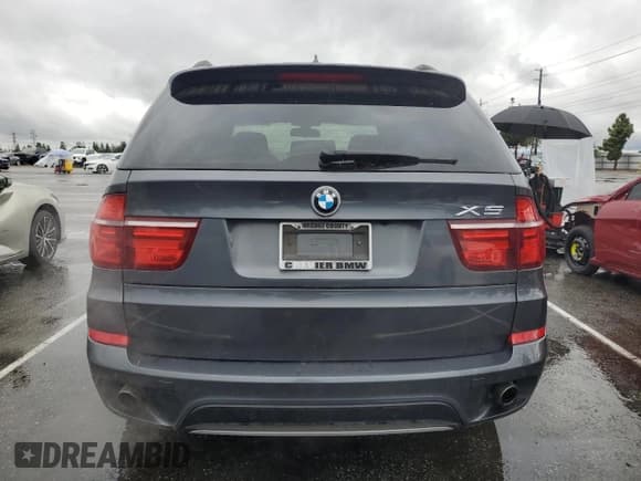 ✅ 2011 BMW X5 35i • VIN: 5UXZV4C58BL741858 • Lot: 82000175. Wystawiony na Copart z przebiegiem 170 493 mil. Bezpłatny archiwum sprzedaży aukcyjnych z USA i szczegółowy raport historii pojazdu na DreamBid. Zdjęcie 6.