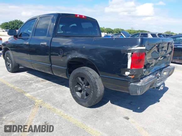 2005 Dodge 1500 SLT с VIN 1D7HA18N15S156717, выставлен на аукционе IAAI как лот 43606828 с пробегом 232 918 миль миль и . История ставок и продаж доступна на DreamBid. Изображение 3.