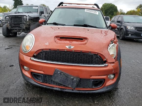 ✅ 2011 MINI Hardtop S • VIN: WMWSV3C59BTY11751 • Lot: 84928125. Listed on Copart with 118,260 mi. Free auction sales archive from the USA and detailed vehicle history report at DreamBid. Image 5.