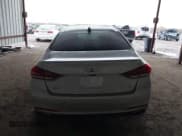 ✅ 2015 Hyundai Genesis 3.8L • VIN: KMHGN4JE2FU076883 • Lot: 41460390. Wystawiony na IAAI z przebiegiem 90 957 mil. Bezpłatny archiwum sprzedaży aukcyjnych z USA i szczegółowy raport historii pojazdu na DreamBid. Zdjęcie 16.