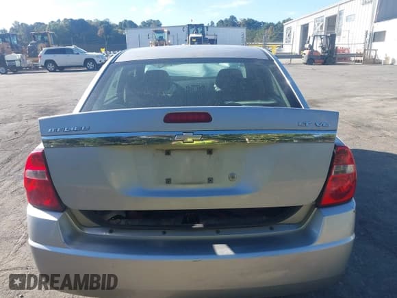 ✅ 2006 Chevrolet Malibu 2LT • VIN: 1G1ZT51836F112970 • Lot: 43373971. Listed on IAAI with 253,631 mi. Free auction sales archive from the USA and detailed vehicle history report at DreamBid. Image 16.