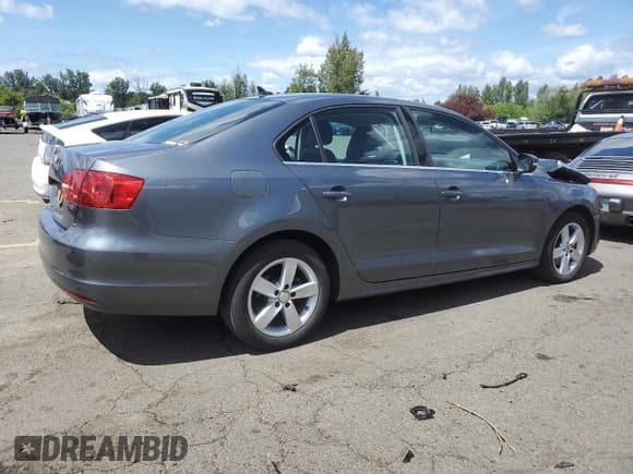 ✅ 2013 Volkswagen Jetta TDI w/Premium • VIN: 3VWLL7AJ3DM205297 • Лот: 56916045. Опубликован ранее на Copart с пробегом 157 049 миль. Бесплатный доступ к архиву аукционных продаж из США и подробный отчёт об истории автомобиля на DreamBid. Изображение 3.