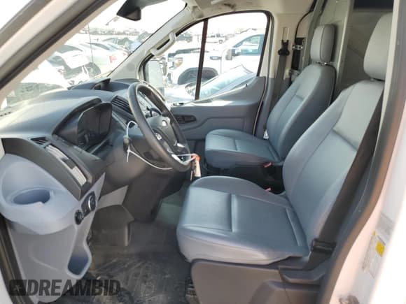 ✅ 2019 Ford Transit • VIN: 1FTYR2YM1KKB82892 • Lot: 44208064. Wystawiony na Copart z przebiegiem 45 512 mil. Bezpłatny archiwum sprzedaży aukcyjnych z USA i szczegółowy raport historii pojazdu na DreamBid. Zdjęcie 7.