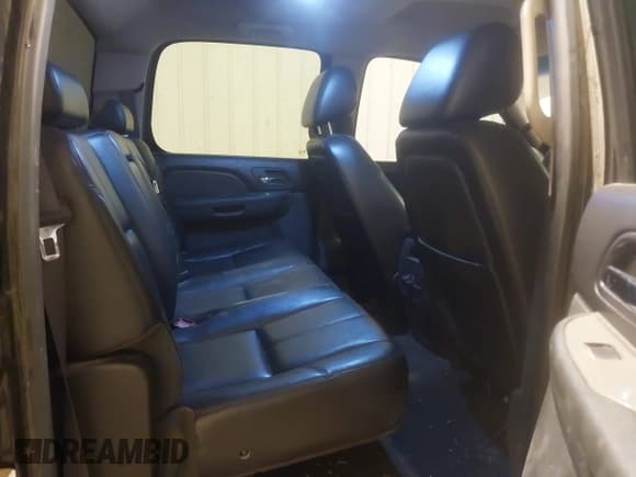 ✅ 2012 Chevrolet Silverado 2500HD LTZ • VIN: 1GC1KYC84CF117337 • Lot: 42709285. Listed on IAAI with 325,476 mi. Free auction sales archive from the USA and detailed vehicle history report at DreamBid. Image 8.