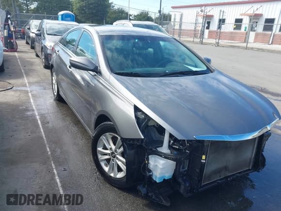 ✅ 2013 Hyundai Sonata GLS • VIN: 5NPEB4AC1DH759152 • Lot: 43314441. Listed on IAAI with 212,616 mi. Free auction sales archive from the USA and detailed vehicle history report at DreamBid. Image 1.