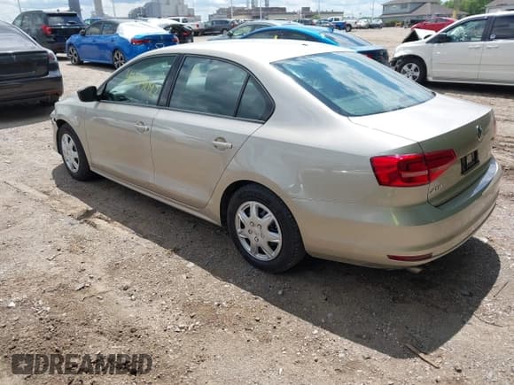 ✅ 2015 Volkswagen Jetta S • VIN: 3VW2K7AJ9FM403853 • Lot: 42344047. Listed on IAAI with 109,145 mi. Free auction sales archive from the USA and detailed vehicle history report at DreamBid. Image 3.