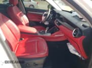 ✅ 2019 Alfa Romeo Stelvio Sport • VIN: ZASPAKAN9K7C31918 • Лот: 43608453. Опубликован ранее на Copart с пробегом Не указан. Бесплатный доступ к архиву аукционных продаж из США и подробный отчёт об истории автомобиля на DreamBid. Изображение 5.