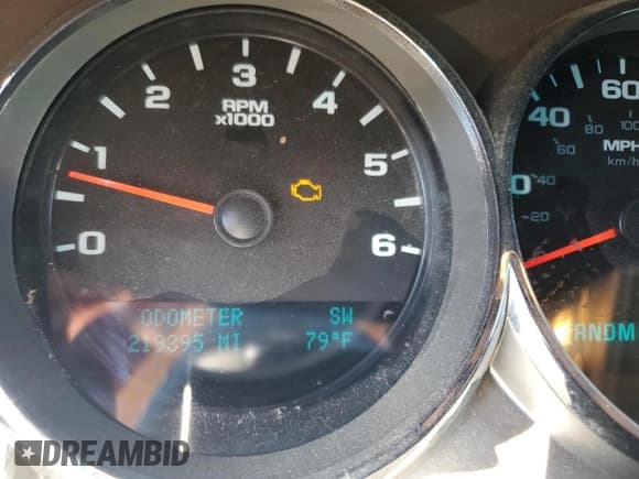 ✅ 2011 Chevrolet Silverado 1500 LT • VIN: 1GCRKSE33BZ391241 • Lot: 76955694. Listed on Copart with 219,395 mi. Free auction sales archive from the USA and detailed vehicle history report at DreamBid. Image 9.