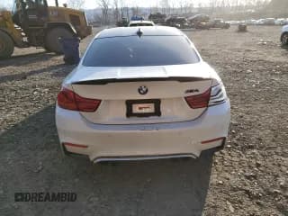 ✅ 2018 BMW M4 • VIN: WBS4Y9C57JAA92303 • Лот: 38811093. Опубликован ранее на Copart с пробегом Не указан. Бесплатный доступ к архиву аукционных продаж из США и подробный отчёт об истории автомобиля на DreamBid. Изображение 6.