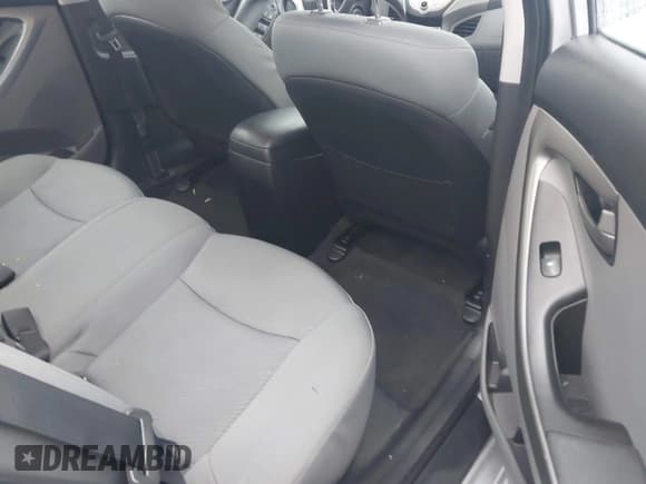 ✅ 2011 Hyundai Elantra GLS • VIN: 5NPDH4AE5BH038762 • Лот: 43532069. Опубликован ранее на IAAI с пробегом 153 791 миль. Бесплатный доступ к архиву аукционных продаж из США и подробный отчёт об истории автомобиля на DreamBid. Изображение 8.