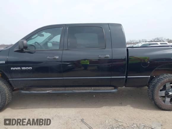 2008 Dodge 1500 SXT z VIN 3D7KS19D48G147322, wystawiony jako IAAI lot #41777840 z przebiegiem 240 327 mil mil oraz . Historia ofert i sprzedaży dostępna na DreamBid. Obrazek 14.