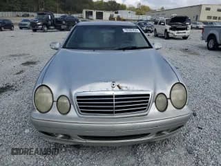 ✅ 2002 Mercedes-Benz CLK 320/430 • VIN: WDBLJ65GX2T095749 • Лот: 78332434. Опубликован ранее на Copart с пробегом 227 580 миль. Бесплатный доступ к архиву аукционных продаж из США и подробный отчёт об истории автомобиля на DreamBid. Изображение 5.