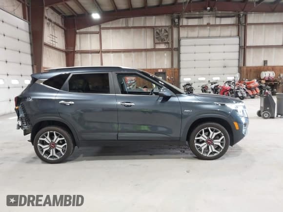 ✅ 2021 Kia Seltos SX • VIN: KNDETCA25M7154005 • Lot: 43102169. Wystawiony na IAAI z przebiegiem 106 814 mil. Bezpłatny archiwum sprzedaży aukcyjnych z USA i szczegółowy raport historii pojazdu na DreamBid. Zdjęcie 14.