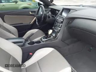 ✅ 2013 Hyundai Genesis Coupe 2.0T • VIN: KMHHT6KD3DU080174 • Lot: 42611726. Wystawiony na IAAI z przebiegiem 89 682 mil. Bezpłatny archiwum sprzedaży aukcyjnych z USA i szczegółowy raport historii pojazdu na DreamBid. Zdjęcie 5.