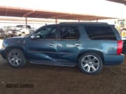 ✅ 2009 Cadillac Escalade • VIN: 1GYFC23259R204628 • Lot: 43025478. Wystawiony na IAAI z przebiegiem 191 520 mil. Bezpłatny archiwum sprzedaży aukcyjnych z USA i szczegółowy raport historii pojazdu na DreamBid. Zdjęcie 14.